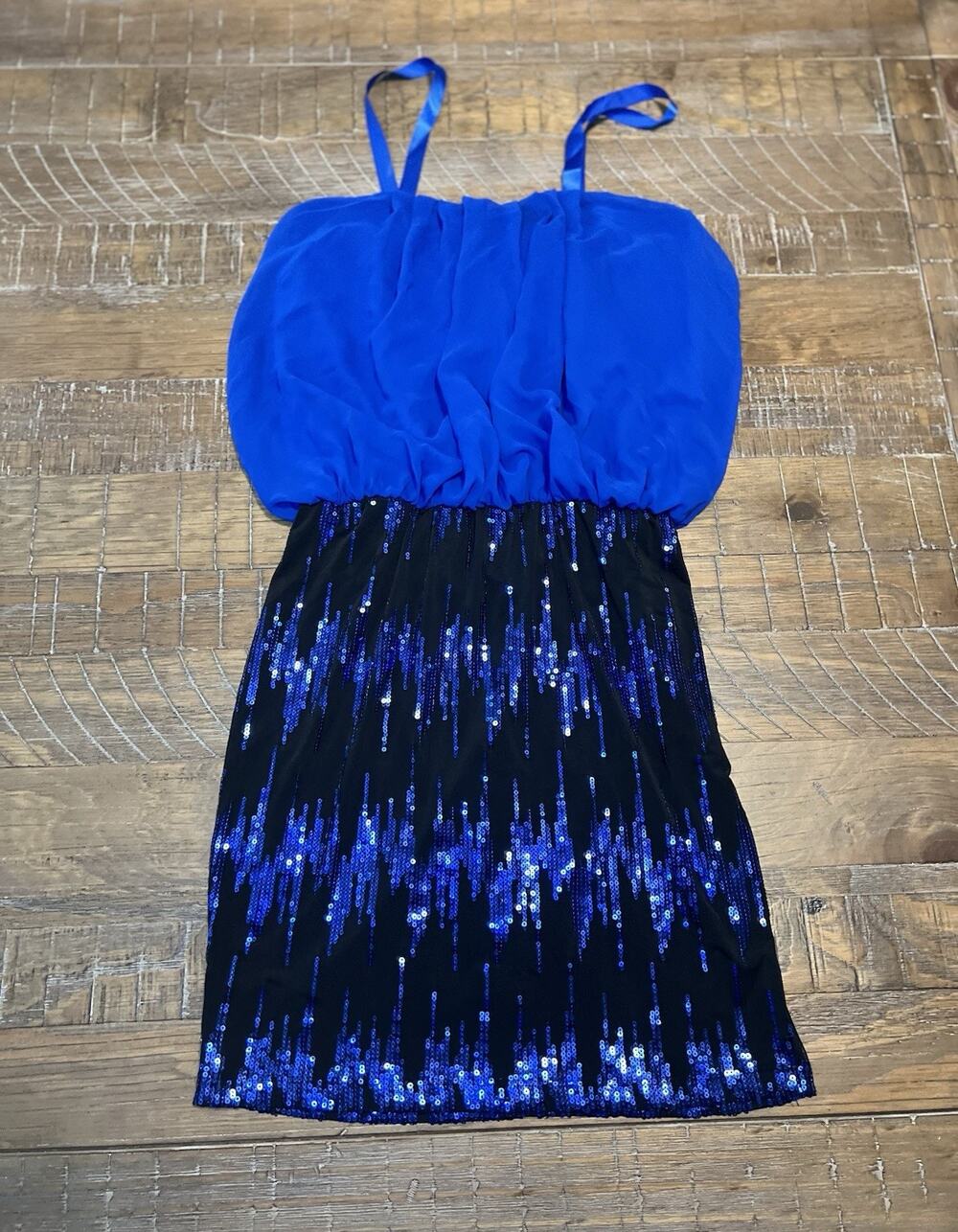 Dots Blue & Black Sequin Formal Dress Size Medium Formal Short Dress Cocktail